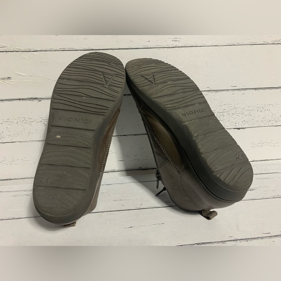 Vionic Women’s Size 6.5 Gray Ankle Boots – Supportive Orthotic Comfort Shoes - Picture 8 of 11